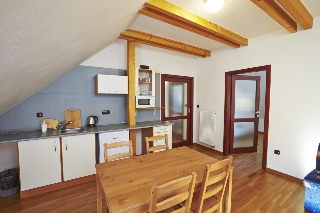 Chalupa Na Dobrem Miste Prostredni Becva Room photo
